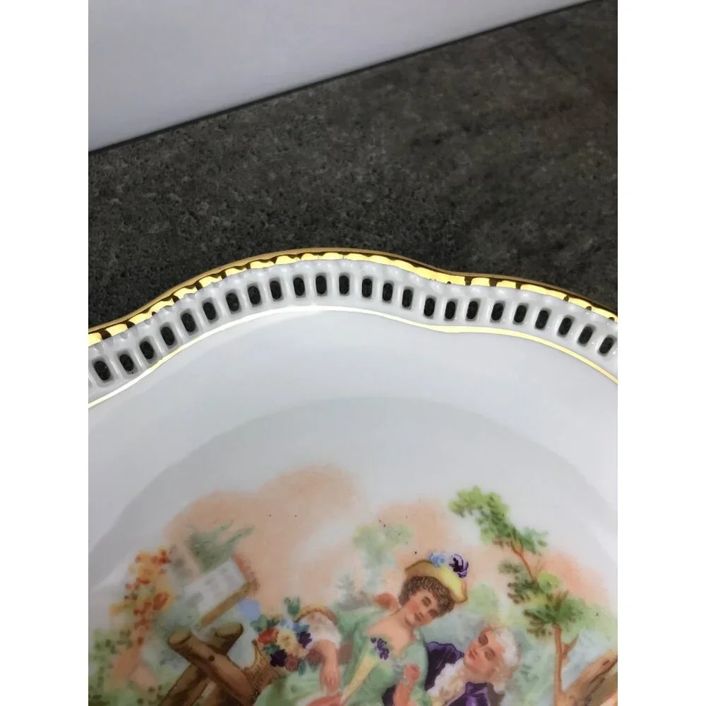 Vintage Schumann Arzberg Germany Porcelain Dish Scalloped Gold Trim Man/Woman - Picture 6 of 8